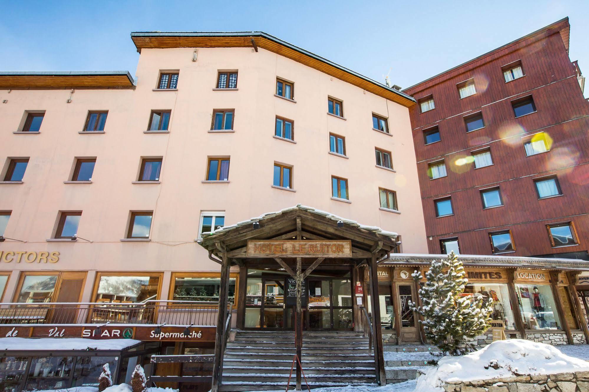 Langley Hotel Victors Val-dʼIsère Esterno foto